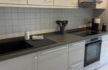 Modern eingerichtete Wohnung mit 2 Schlafzimmern - Photo 16