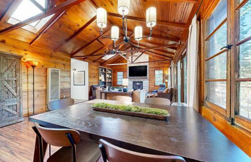 Cozy Riverview Cabin - Foto 15