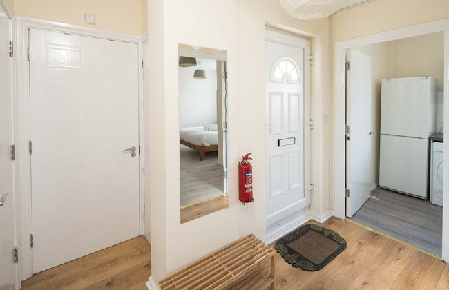 2BD London Flat - City Buzz & Parkside Serenity - Foto 1