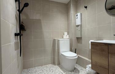 Lindenstone Stylish & Comfortable Stays in the Heart of Maidstone - Foto 18