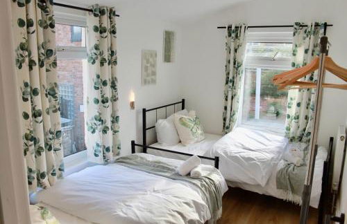 Carlton House - Photo 33