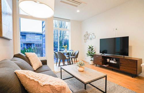 Modern Home, Rooftop view, 3 block Beacon station - Foto 2