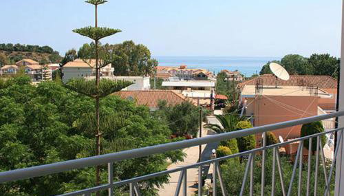 Smile's Studios - Photo 2