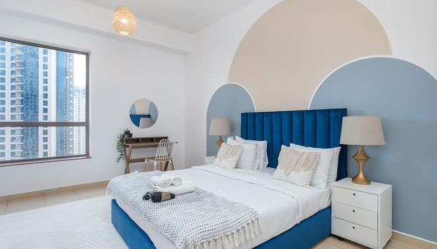 3BR Boutique Apt Near JBR Beach by Belvilla - Foto 5, Habitación