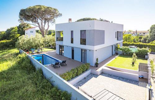 Villa Pinus - Private Pool, Jacuzzi, Game Room - Foto 4