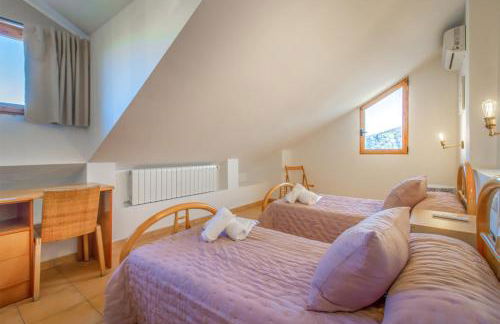 Lujosa Casa Rural el Altico con barbacoa, chimenea y zona infantil - Foto 22