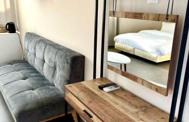 Loriet Hotel - Photo 56