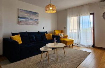 Apartment Bluemare B3 with Shared Pool - Photo 9