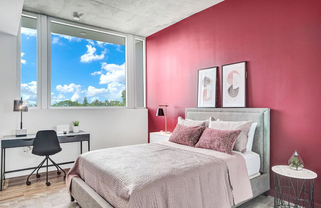 Design District Suites - Photo 6