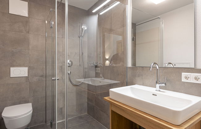 Superior # 5B mit Sauna - Foto 7