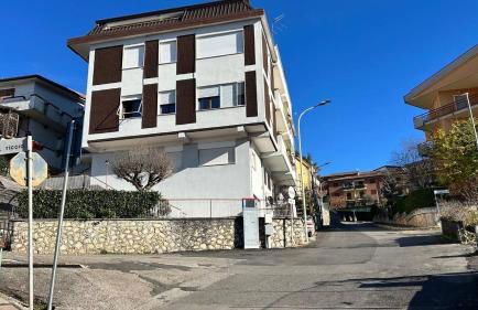 Romantico Appartamento con Vista Mozzafiato Perfetto per 2 Persone - Foto 8