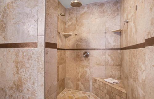 NEW!Paradise PalmsDockPoolKayaks GrillView! - Foto 27