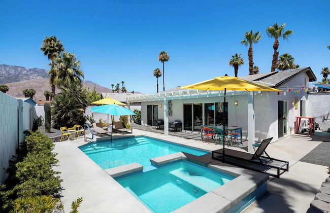 Demuth Park Desert Oasis - Pool - Tiki Room - Foto 1