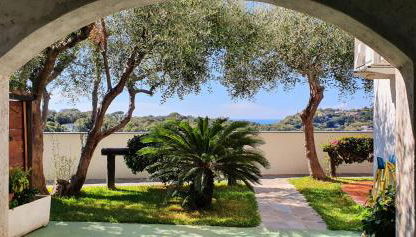 Appartamenti Luongo - Foto 5, Garden, Garden view