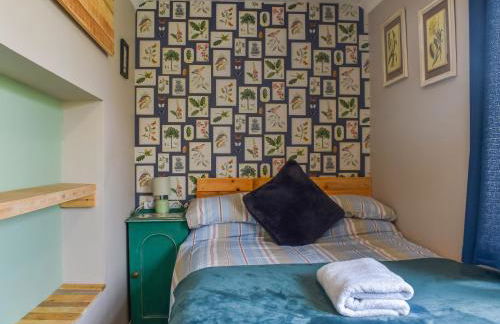 Goonearl Cottage - Photo 13