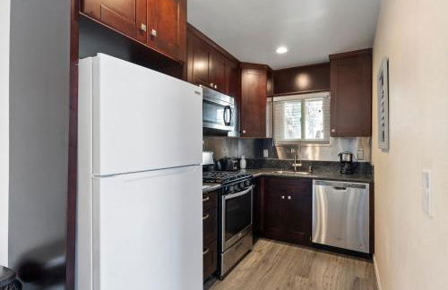 Windansea Coastal Haven - Steps to Beach - Foto 6