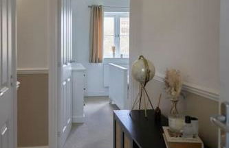 Modern Two Bedroom Wokingham Apartment, En Suite, Free WiFi, On Site Parking, Sleeps 4 - Foto 12