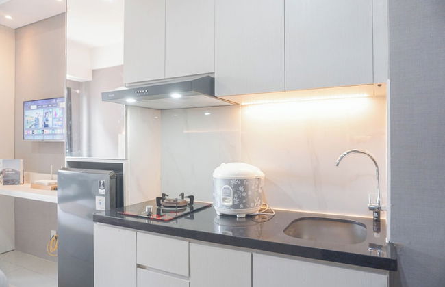 Comfortable Design Studio Room At Transpark Juanda Bekasi Timur Apartment - Foto 10