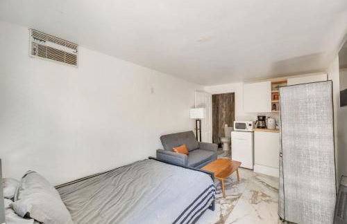 Hillside Home with Outdoor Oasis and Pool - Foto 3