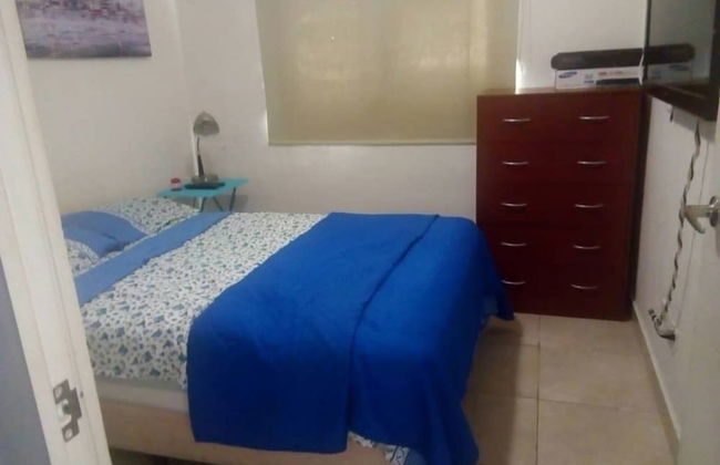 Room in Guest Room - Room in Comfortable Apartment Located on the Beach Very Close to the City - Foto 2