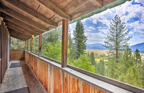 Peaceful Cabin with Mtn and River Views, Fire Pit - Foto 20