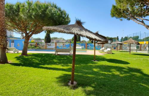 Global Properties, Practico apartamento con piscina en Residencial Brezo Canet - Foto 34