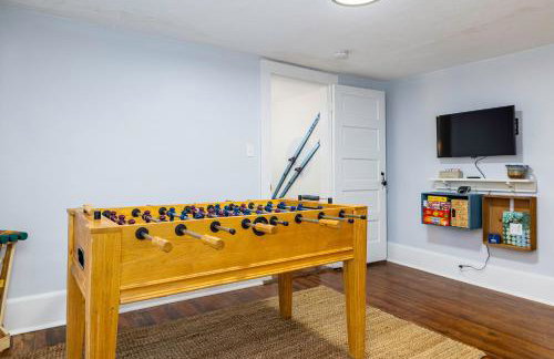 The Orchard, a family friendly home- hot tub, fire pit, yard games - Foto 30