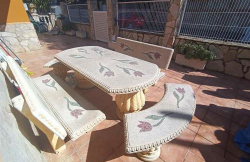 Family Suite with Terrace Garden - Photo 6