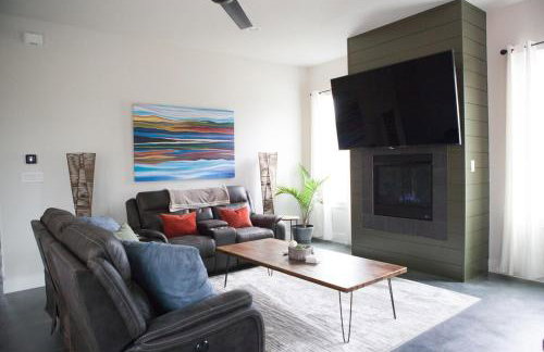 Actually walkable to square & Private Heated Pool - Foto 30