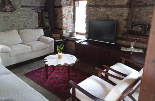 Traditional House "Elisavet" - Photo 1