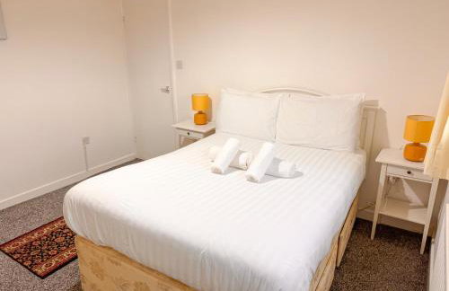 Lovely flat for small family close to City Centre - Photo 1