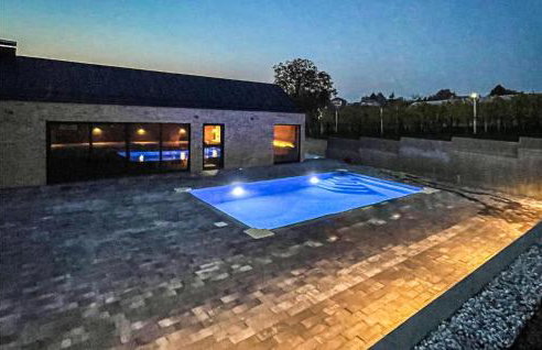 Cozy Home In Dugo Selo With Sauna - Foto 9