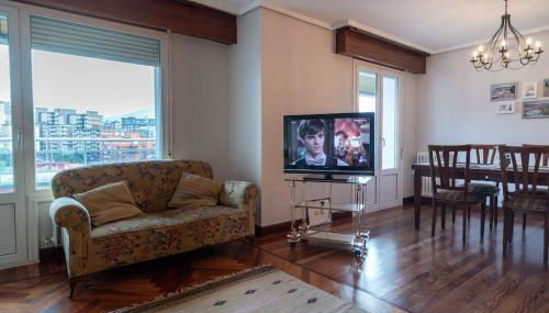 Exclusivo espacio - Parking Gratis - Foto 5