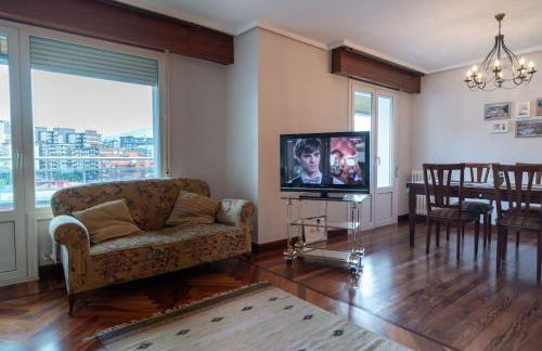 Exclusivo espacio - Parking Gratis - Foto 5