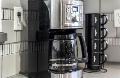 Amazing & Spacious in Heart of Santa Monica- Easy Access to ALL Tourist attractions - Foto 18