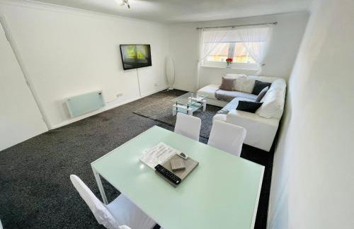 Modern 2 Bedroom Apartment With Free Parking - Foto 1