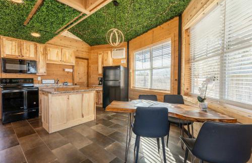 The Yurt at Paradise Pointe with a hot tub fire pit & Grill - Photo 6