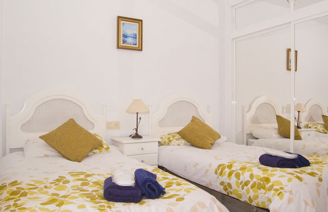 Spacious 2 Bed Apartment in Calahonda - Foto 3