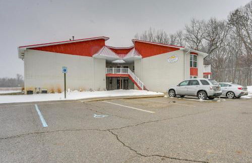 Close to Saginaw Bay Waterfront! Pigeon Studio - Photo 3