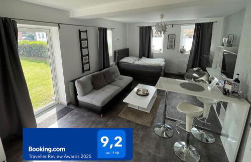 W1 - Kontaktloser 24h CHECK IN, W-LAN, Netflix, Parkplatz, Küche, Boxspring-Bett - Foto 1