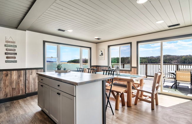 The Lodge at Lakeside - Photo 15