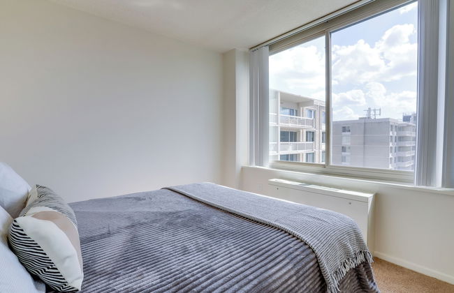 Upscale Apartments in Crystal City - Foto 35