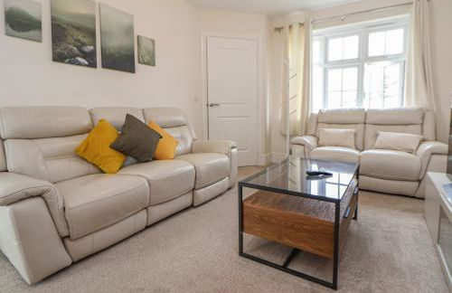 29 Ernest Dawes Avenue - Photo 4