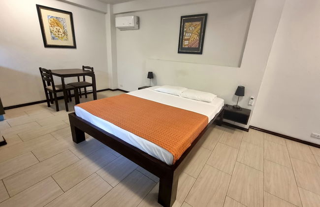 Day & Night Accommodations - Photo 13