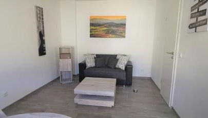 Apartment außen Pfui innen Hui - Foto 2