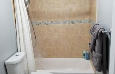 Gigi's luxurious Arora Hills 2 BdRm, 2 Baths Apt - Photo 24