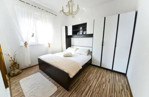 Apartment with sea view - Photo 27