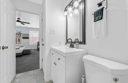 Classic 7BR CWE Home 3rd Floor Suite ABODEbucks - Foto 37