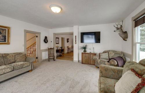 Charming Stevensville Home with Open Yard! - Foto 1