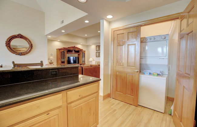 Grand Crowne Resort - Photo 14